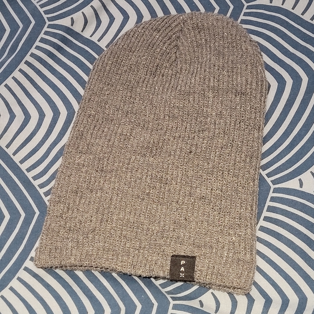 PAX knit toque winter hat NWOT